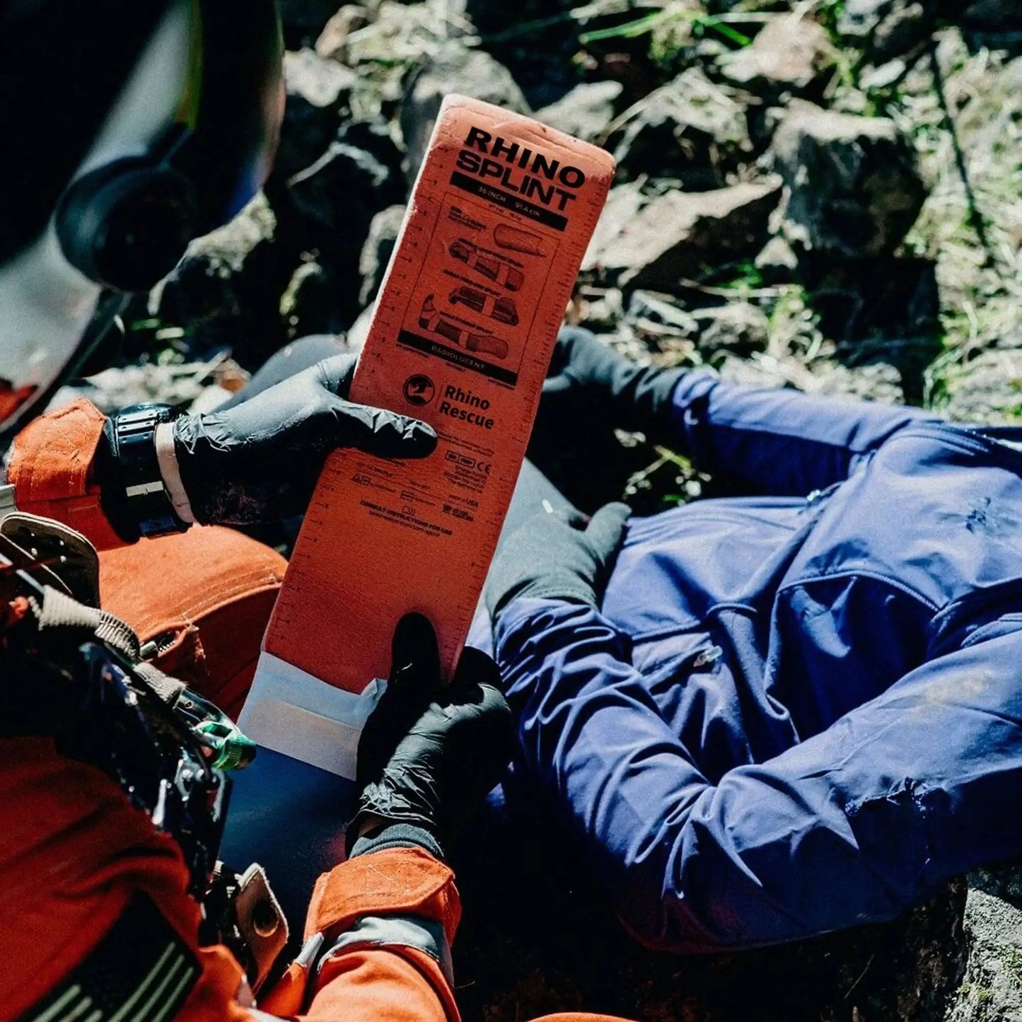 rhino-rescue-splint-universalschiene-36-inch-oliv-ansicht-3