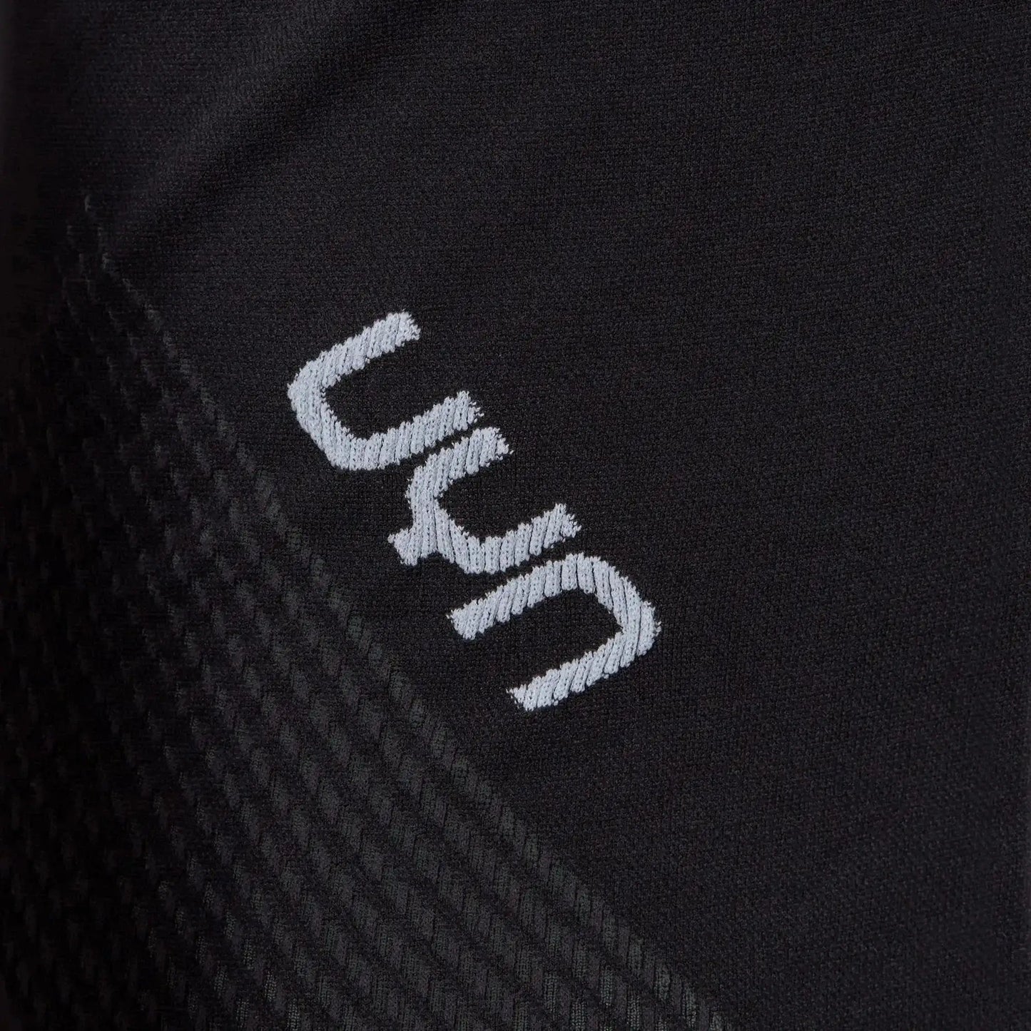 uyn-longsleeve-mit-rollkragen-evolutyon-maenner-schwarz-anthrazit-ansicht-4