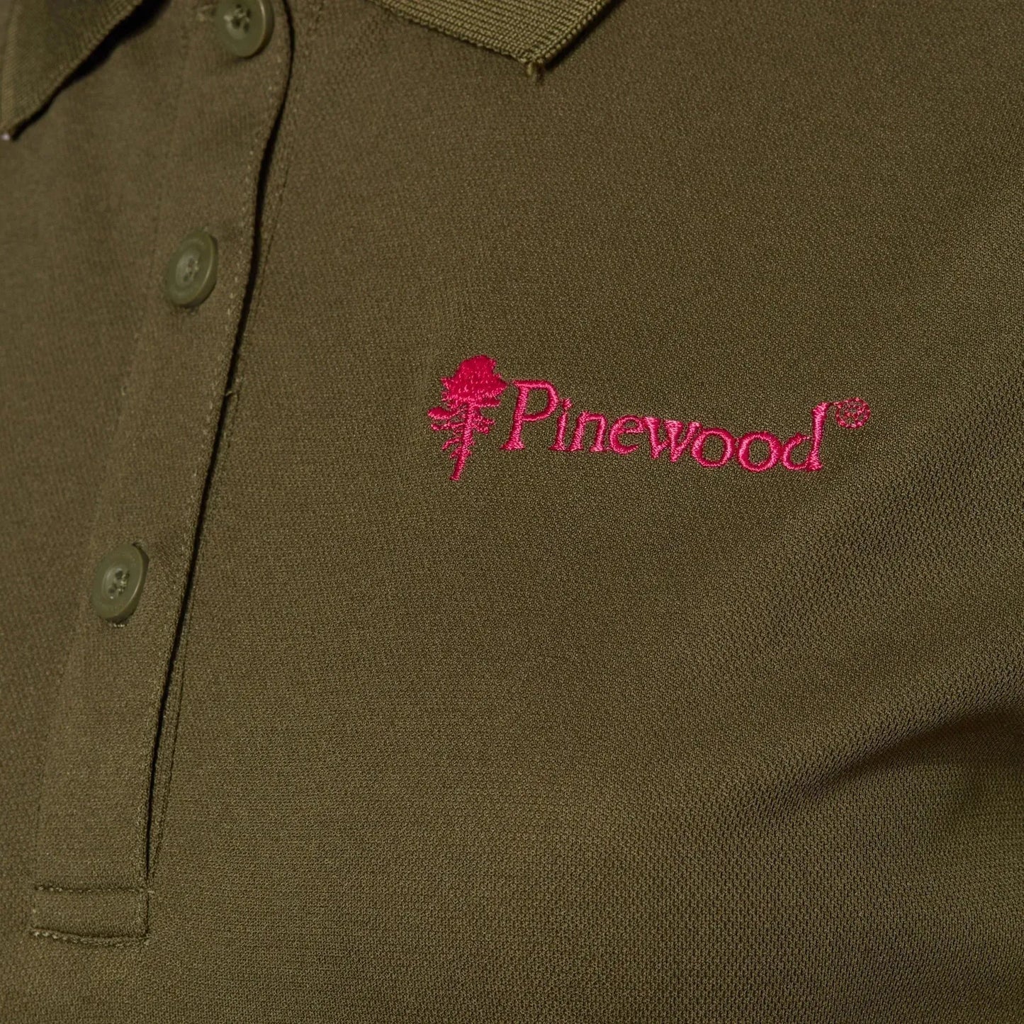 pinewood-poloshirt-ramsey-gruen-frauen-ansicht-4