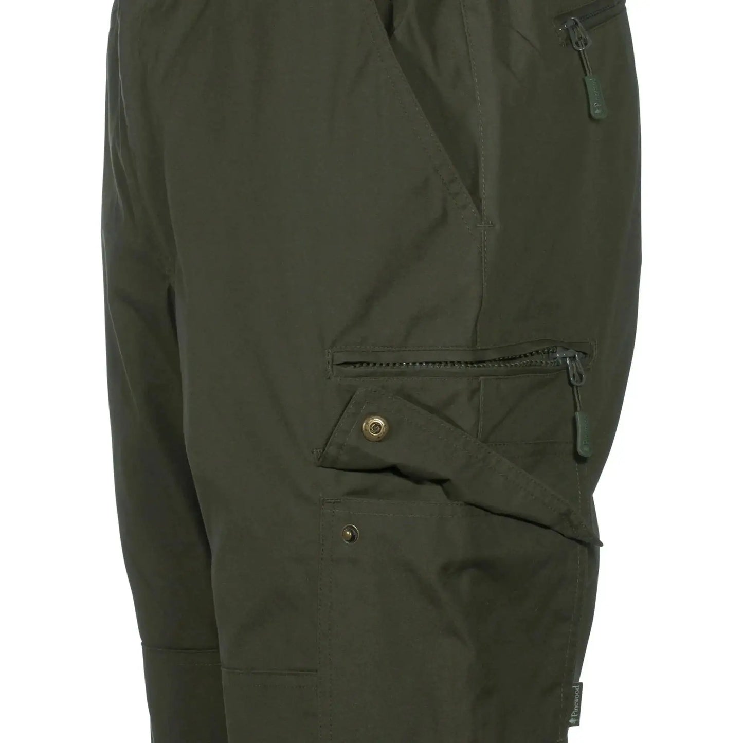 pinewood-hose-finnveden-winter-ansicht-4