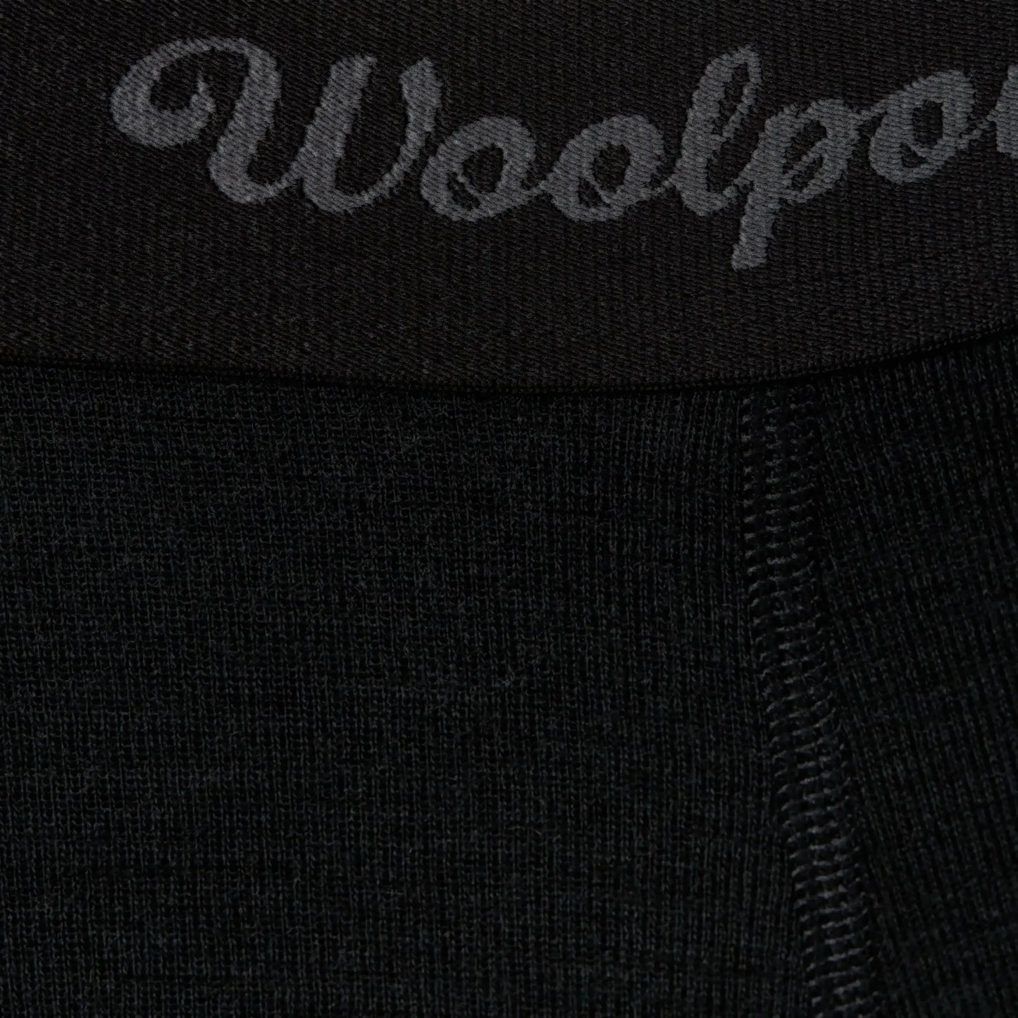 woolpower-unterhose-briefs-xlong-lite-schwarz-frauen-ansicht-4