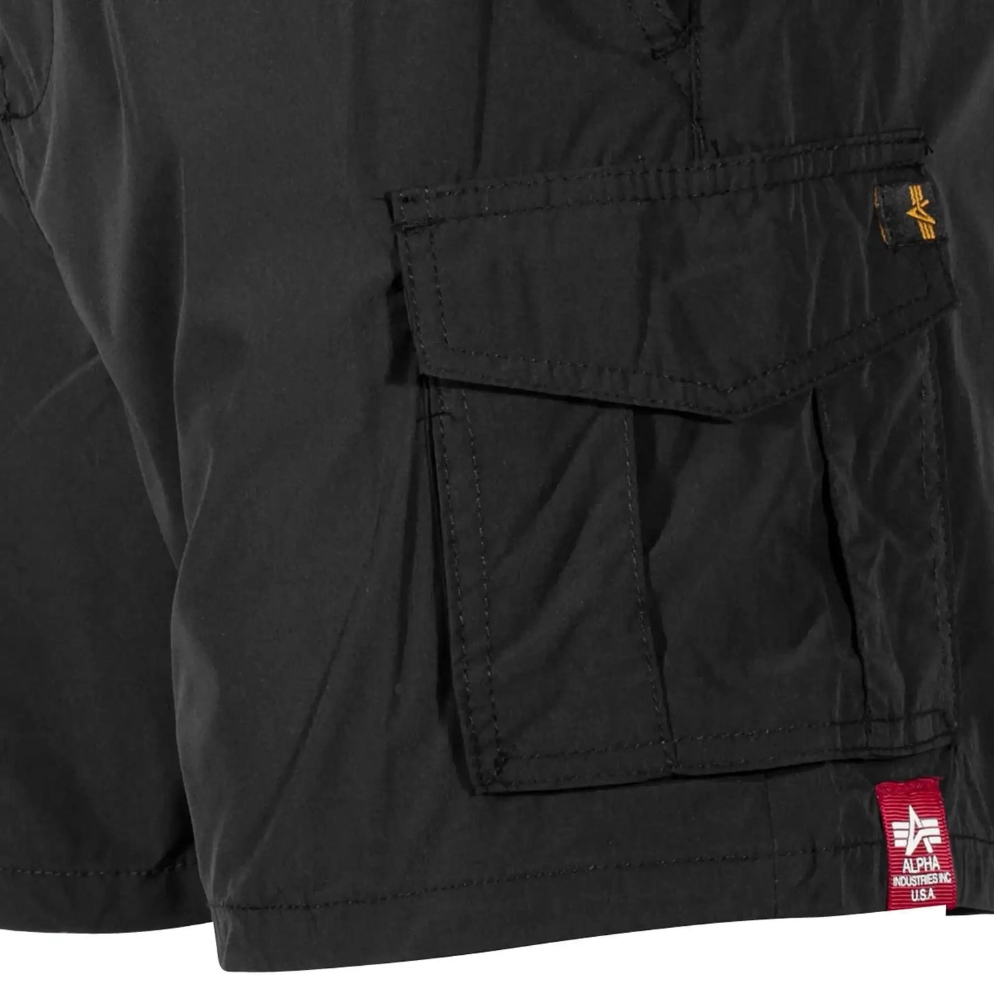 alpha-industries-short-nylon-cargo-jogger-short-ansicht-4