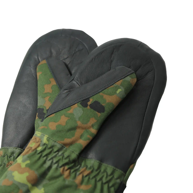 BW Fäustlinge Goretex gebraucht Flecktarn