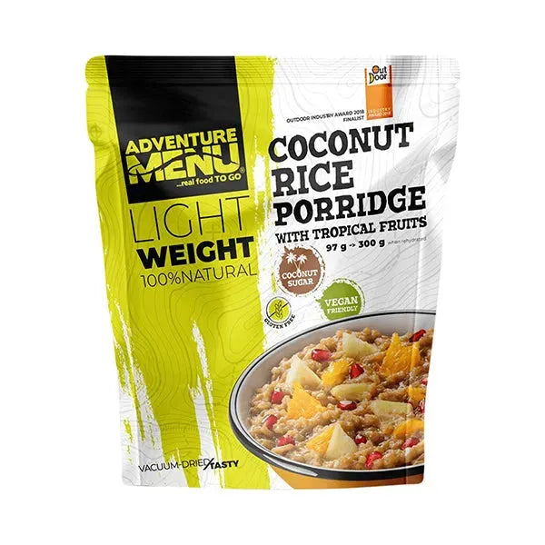 Lightweight Reis-Kokosnuss-Brei mit Früchten