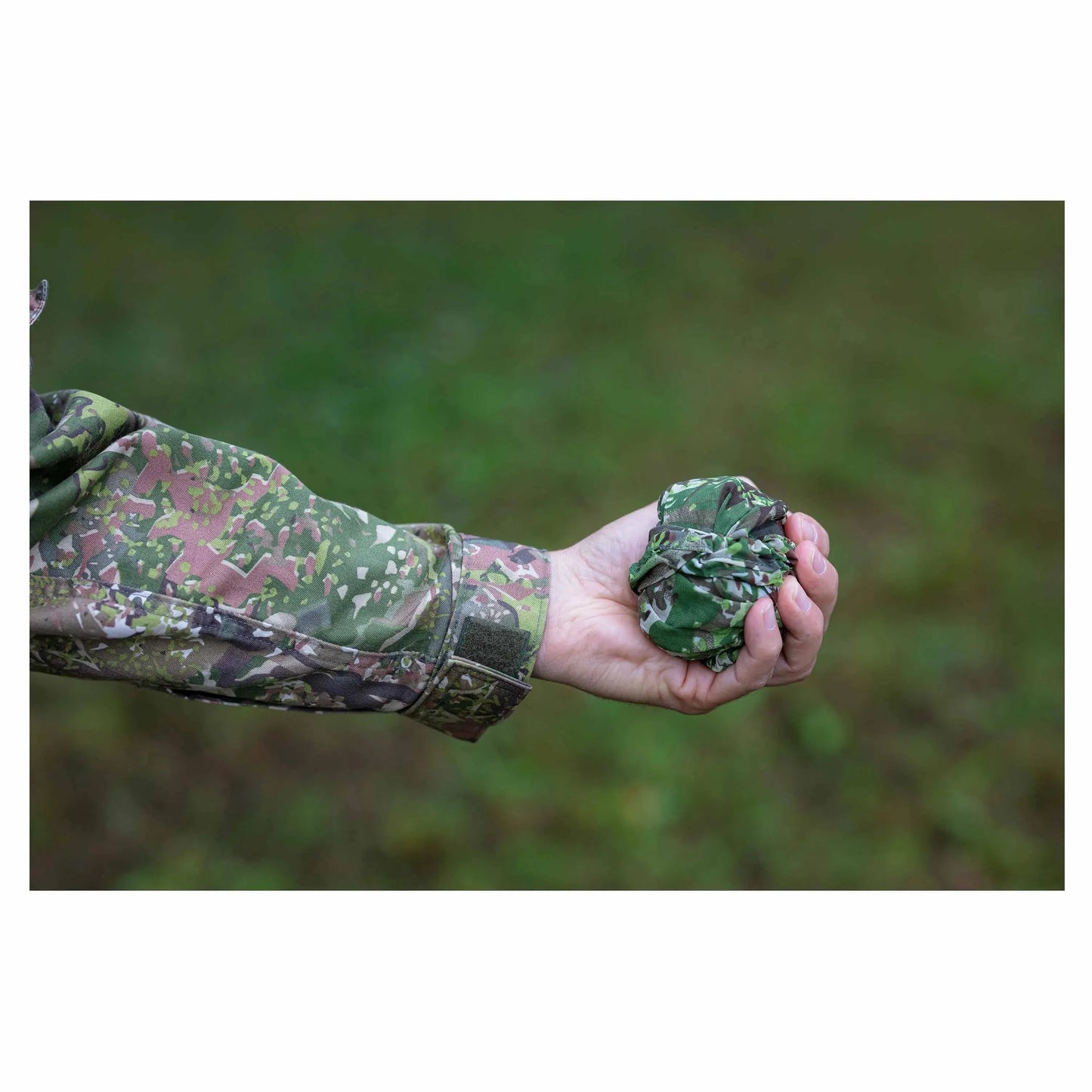 Tarnzubehör Backpack Cover concamo green