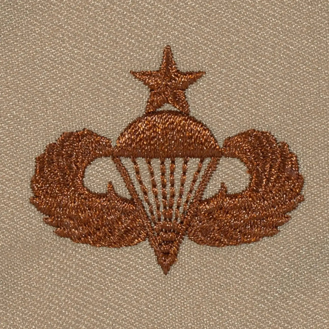jr-emblem-co-abzeichen-us-senior-parachutist-textil-desert-ansicht-1