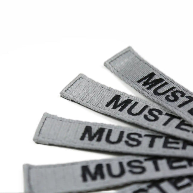 Namensbänder 5er Set Grau gestickt auf Textil