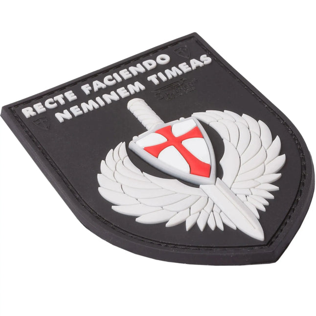 jackets-to-go-jtg-3d-patch-recte-faciendo-neminem-timeas-ansicht-3