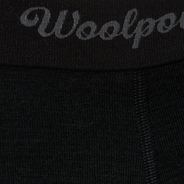 woolpower-unterhose-briefs-xlong-lite-schwarz-frauen-ansicht-4