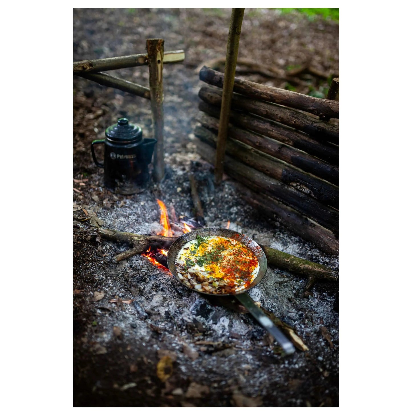 Schmiedeeiserne Pfanne SP28 schwarz