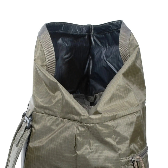 berghaus-rucksack-flt-stash-pack-ir-stone-grey-oliv-ansicht-5